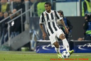 Douglas Costa