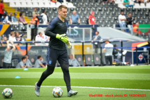 Tom Heaton